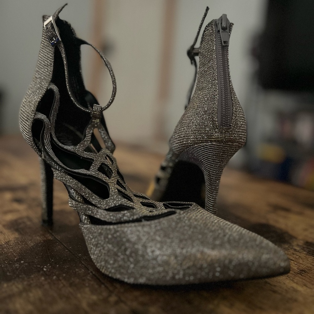 Fioni Night Silver Glitter Heels, Size 6 1/2